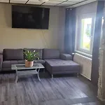 Hostel M&r *