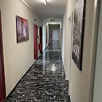 Hostel M&r *