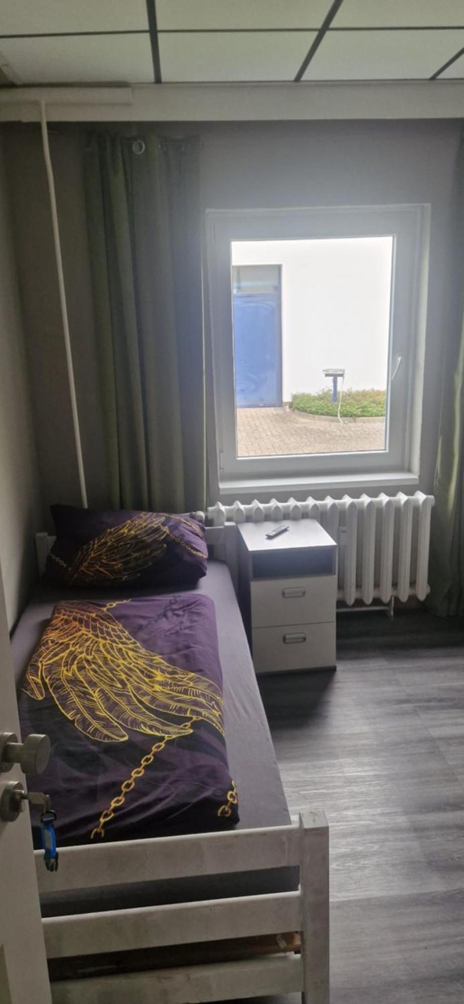Backpackers Hostel *
